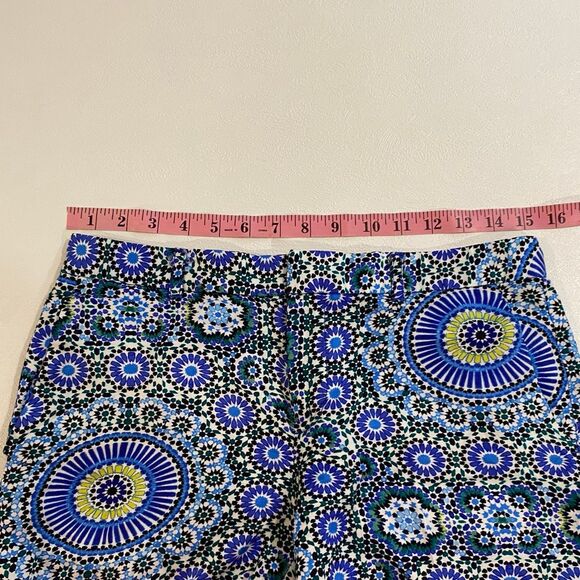 Banana Republic Blue Geometric Floral Print Shorts Women’s Size 0 Summer Dressy - Picture 6 of 8